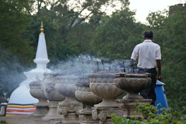 stupa zahntempel kandy